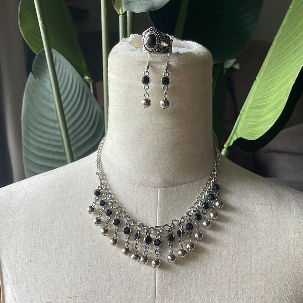 Elegant Silver and Black Jewelry Set
